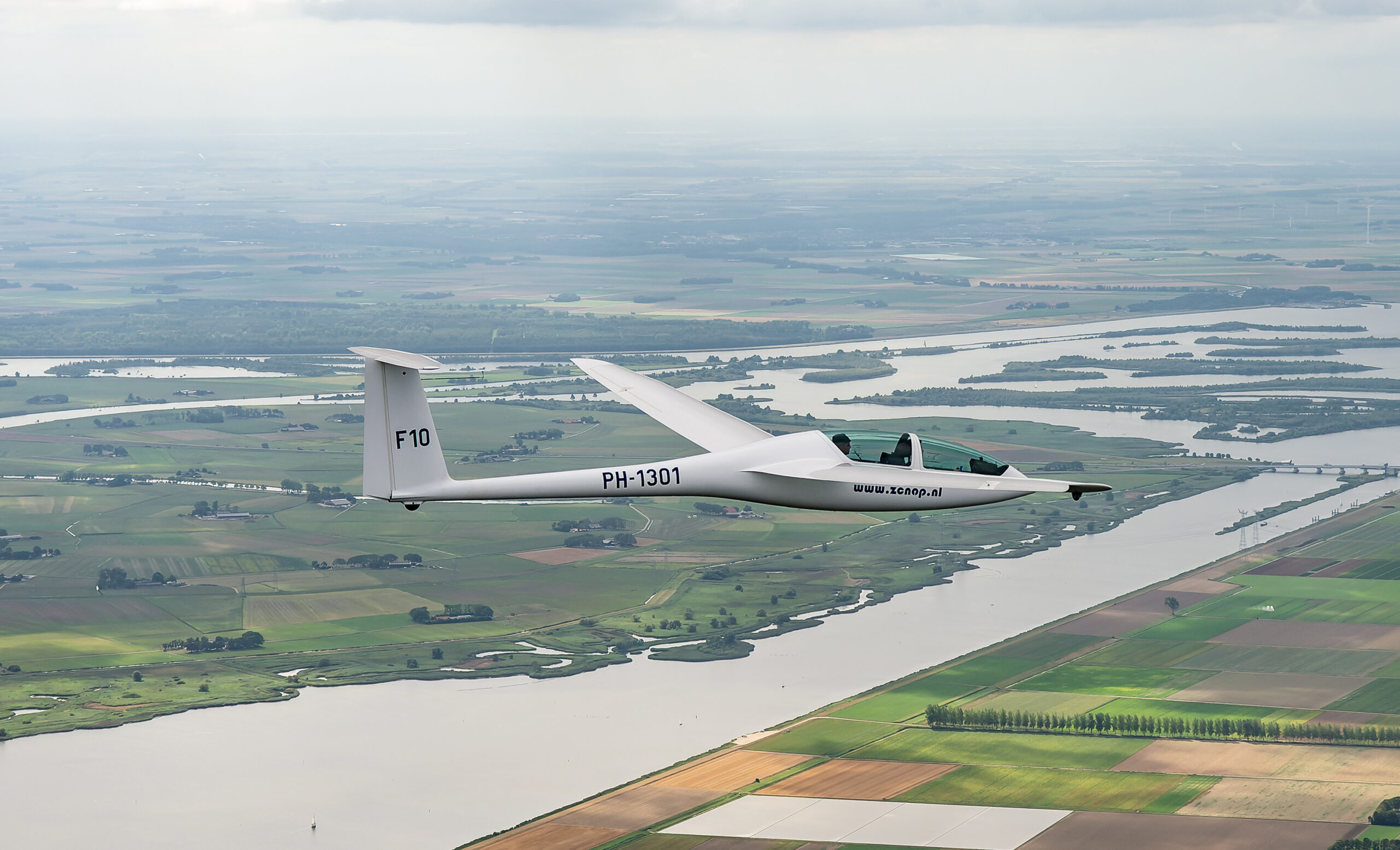 F10-boven-zwarte-water